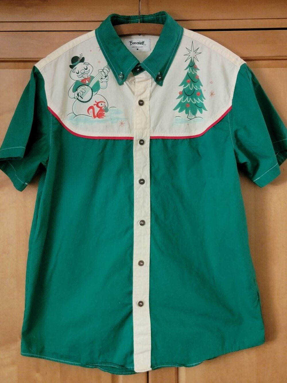 Men's Boozelele Retro Western Shirt Green White Christmas Banjo Snowman - M